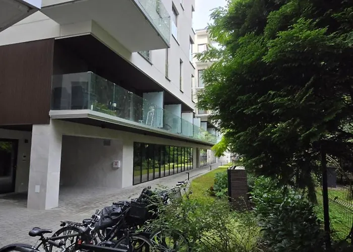 Design Vistula Old Town Private Underground Parking